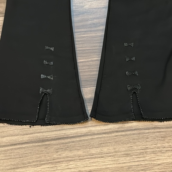 Vintage Saks Fifth Avenue Black Beaded Small Bows Dramatic Slender Elbow Gloves - Picture 6 of 14